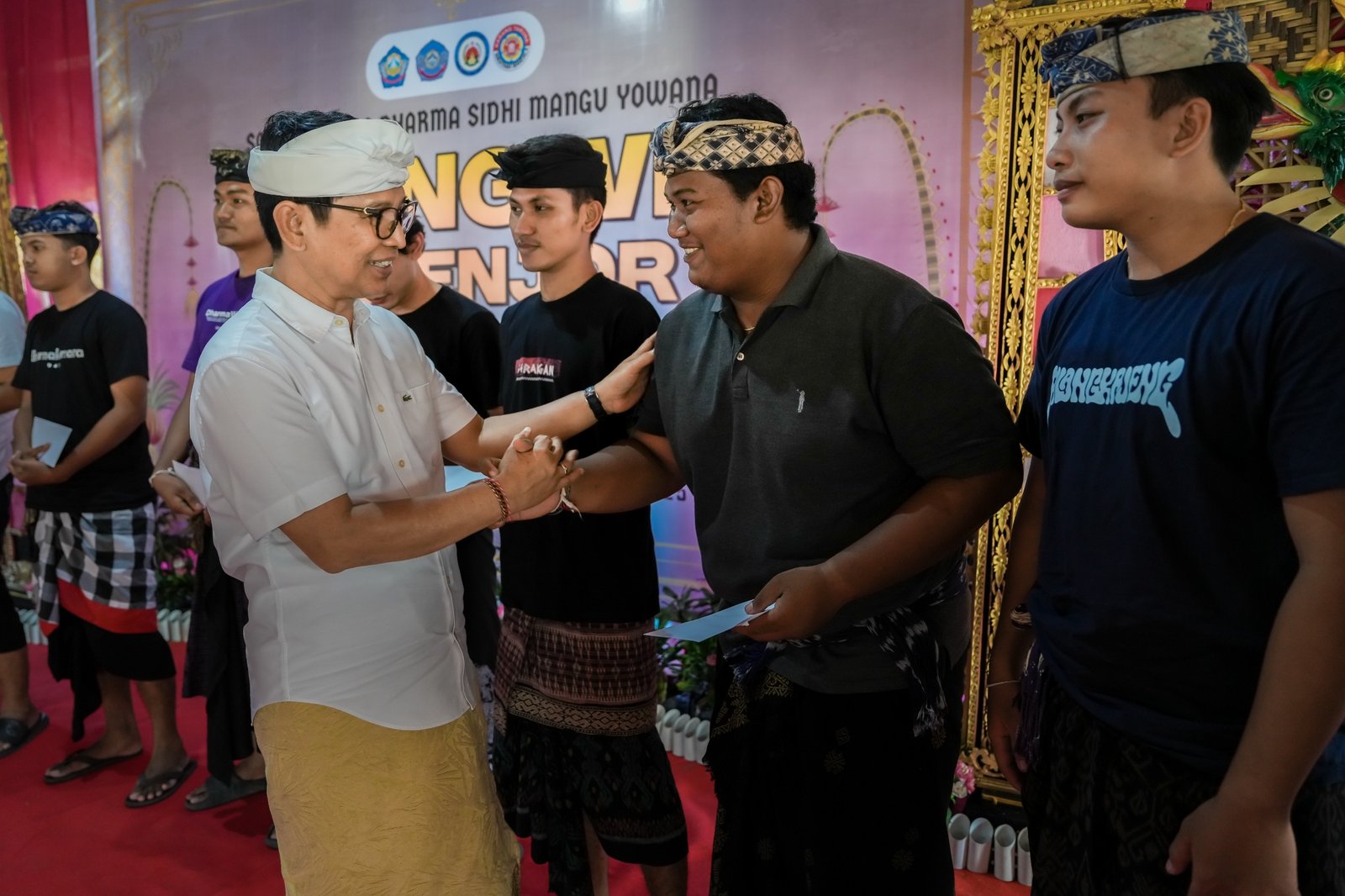 podiumnews.com-Semarak "Mengwi Memenjor 2025":  Kreativitas Pemuda Lestarikan Budaya Bali